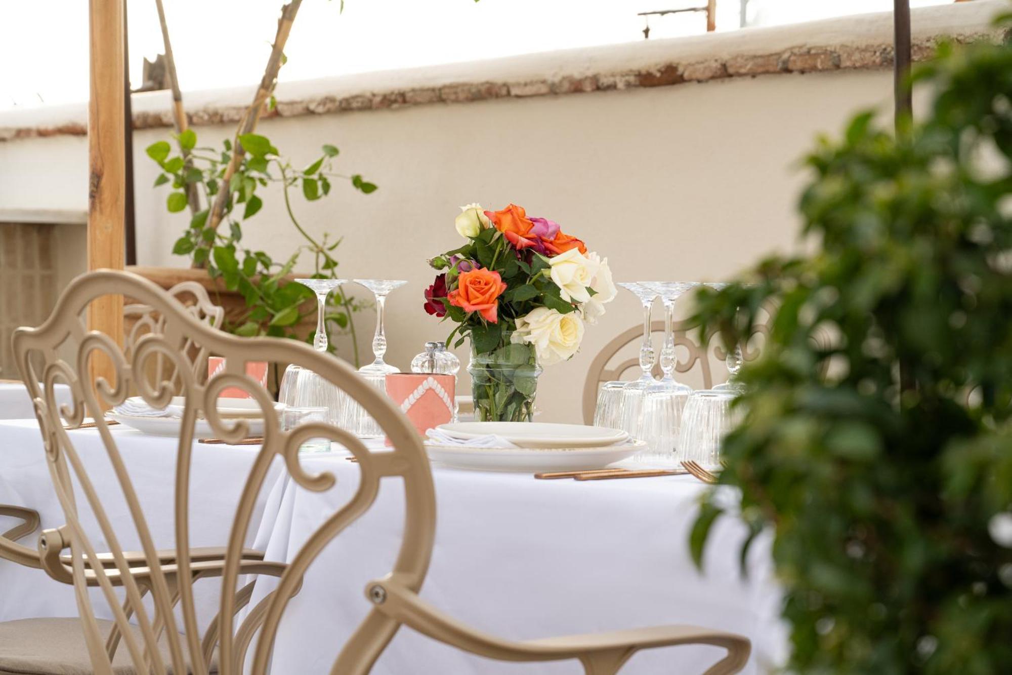Le Singe Rose Bed & Breakfast Marrakesh Eksteriør bilde