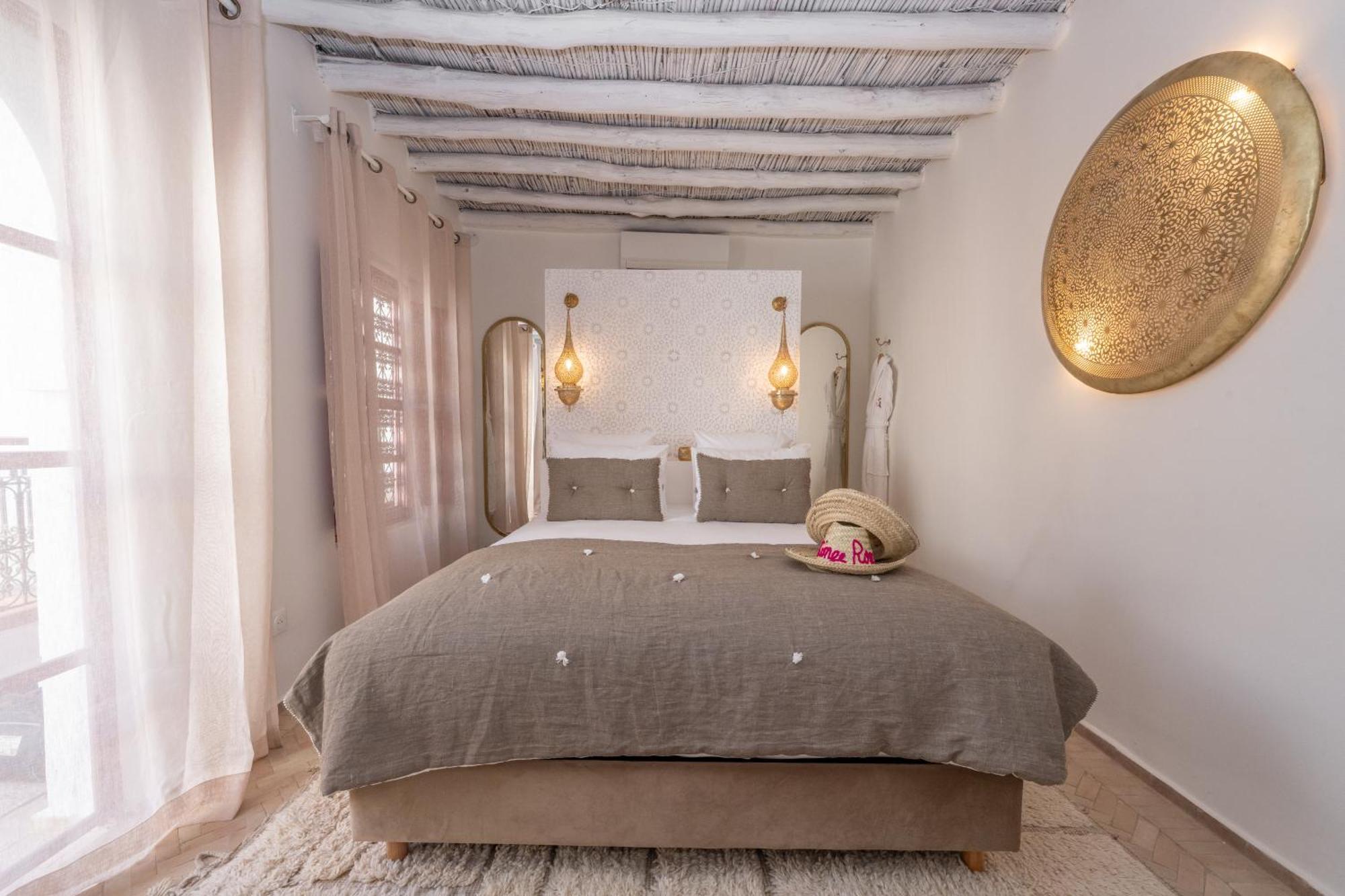 Le Singe Rose Bed & Breakfast Marrakesh Eksteriør bilde
